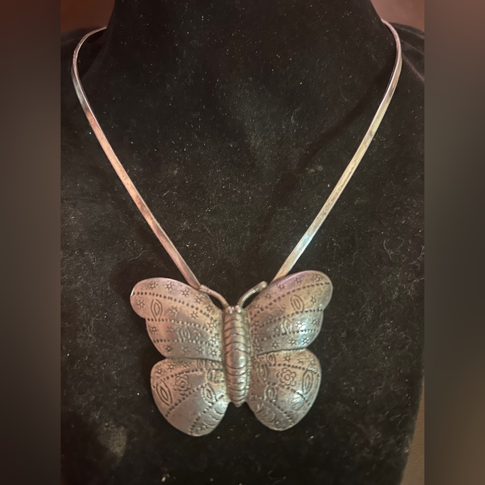 Heavy Hallmarked 925 V Shaped Minimalist Choker Torque